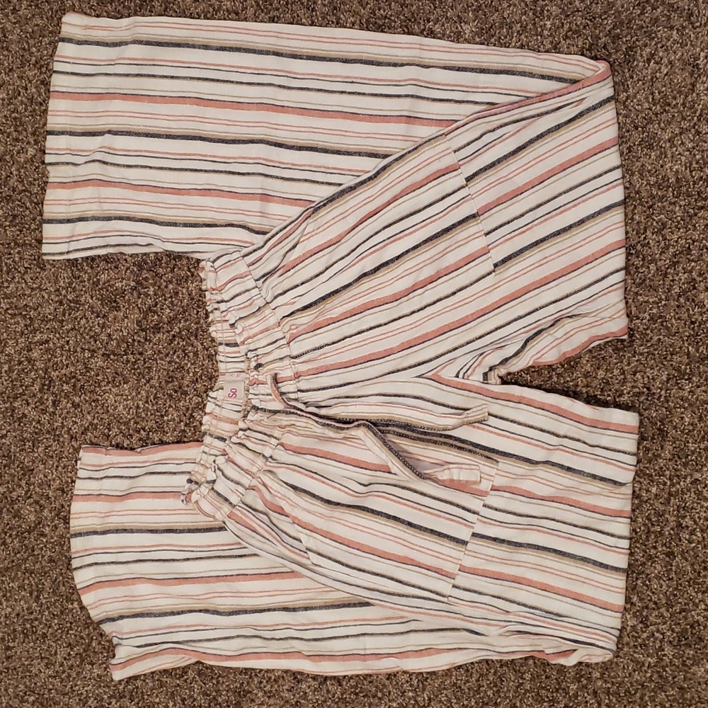 So loose fitting flare pants